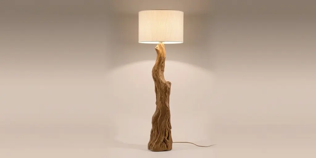 Die Baumstamm-Lampe